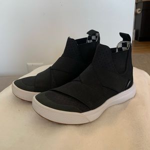 Vans UltraRange Gore-Hi